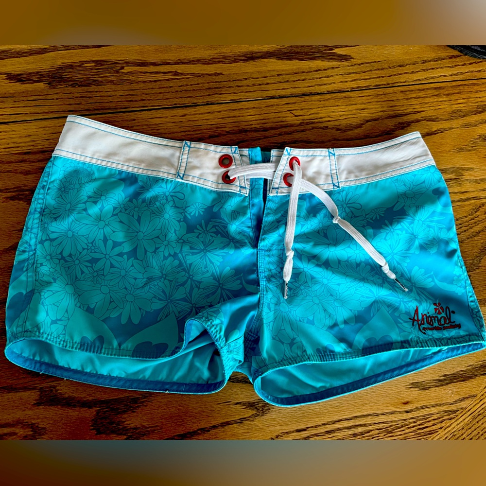 Animal Board shorts size 12UK equivalent to 8US